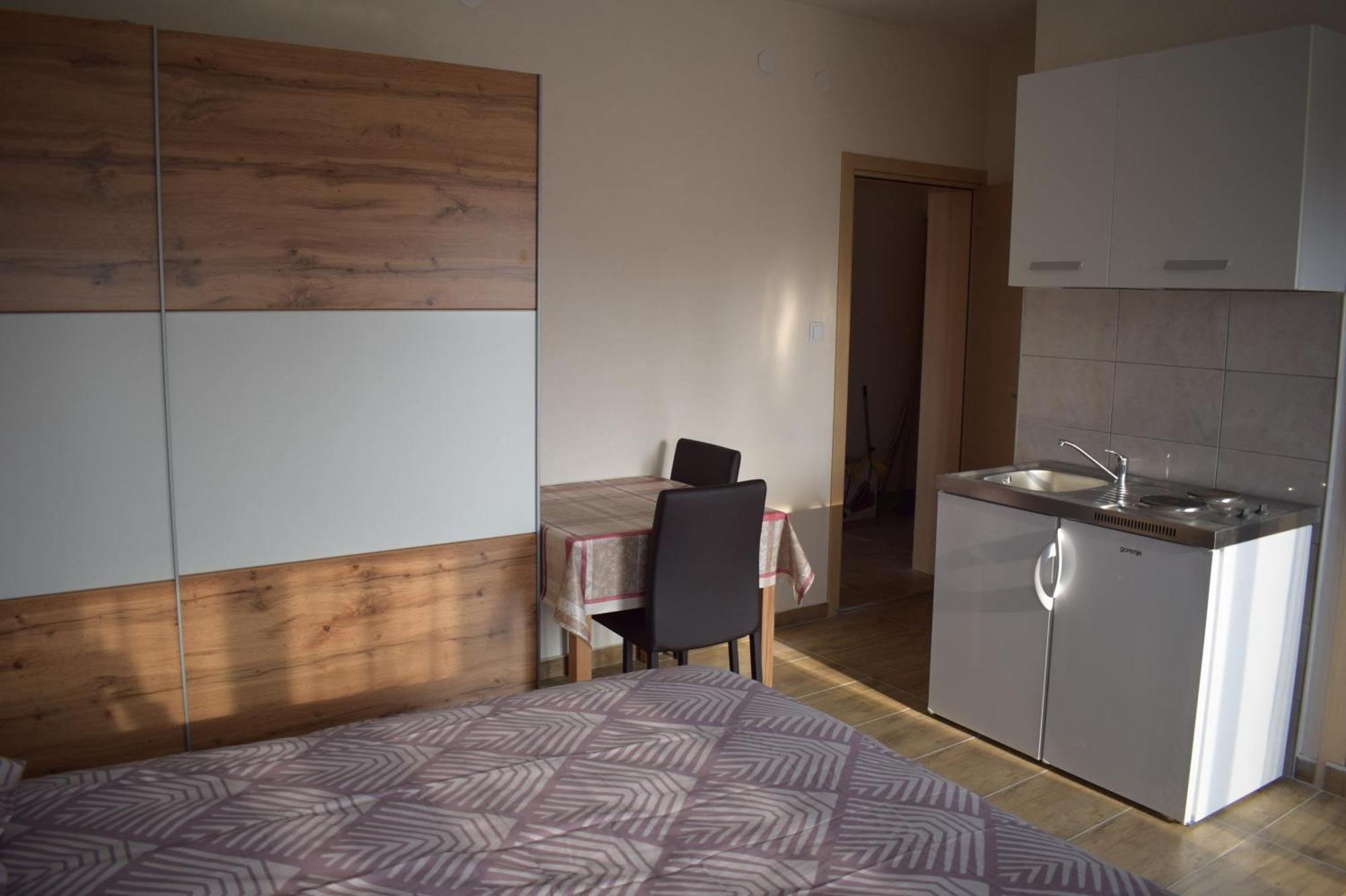 Apartment Nediljko & Mila